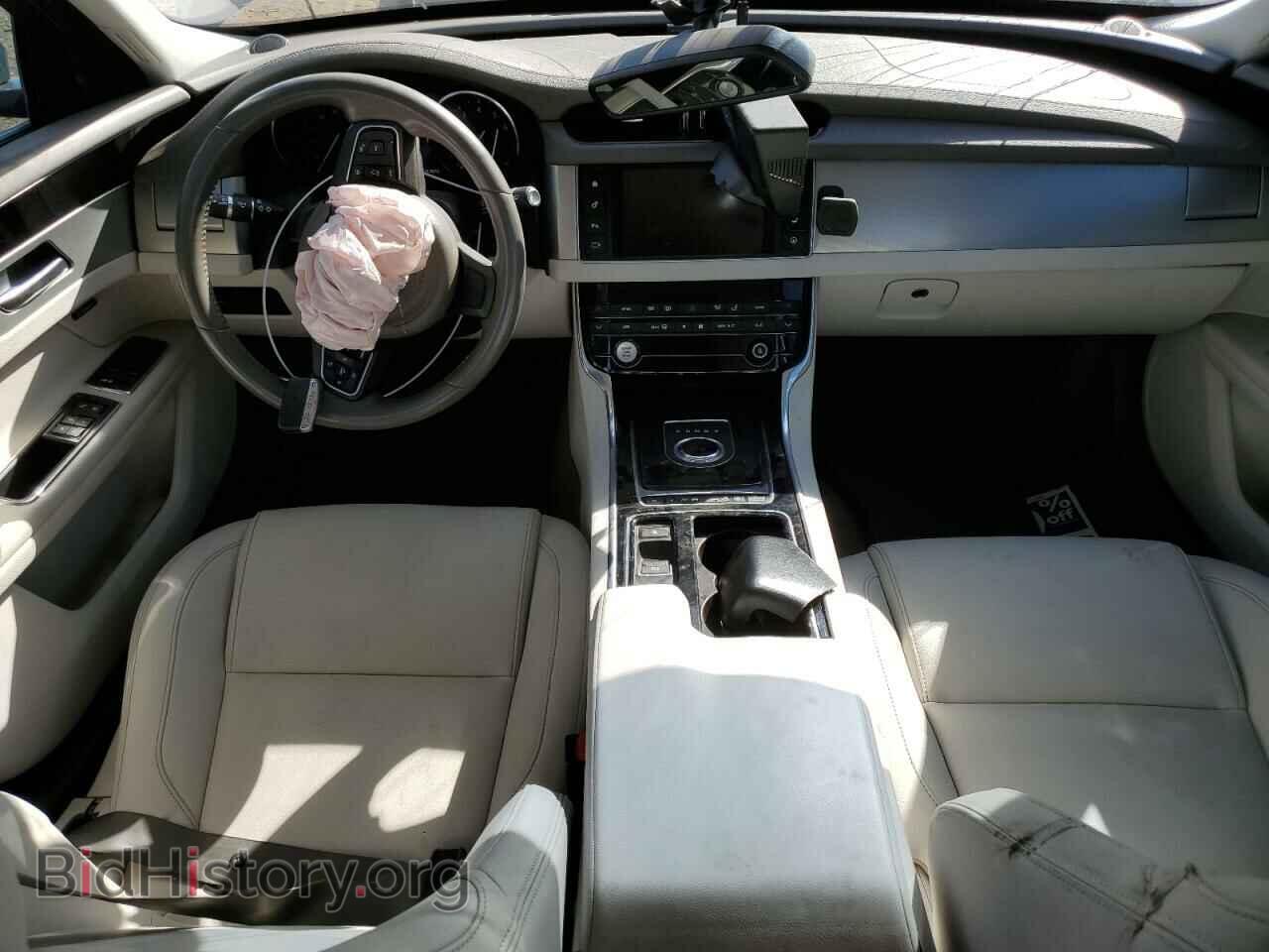 2017 JAGUAR XF - VIN: SAJBD4BV6HCY27607 - Фото 8
