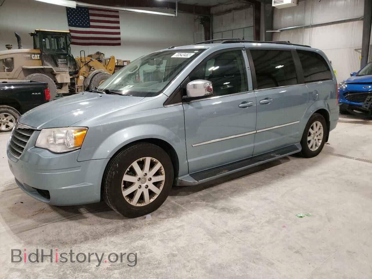 Photo 2A4RR8DX6AR361320 - CHRYSLER MINIVAN 2010