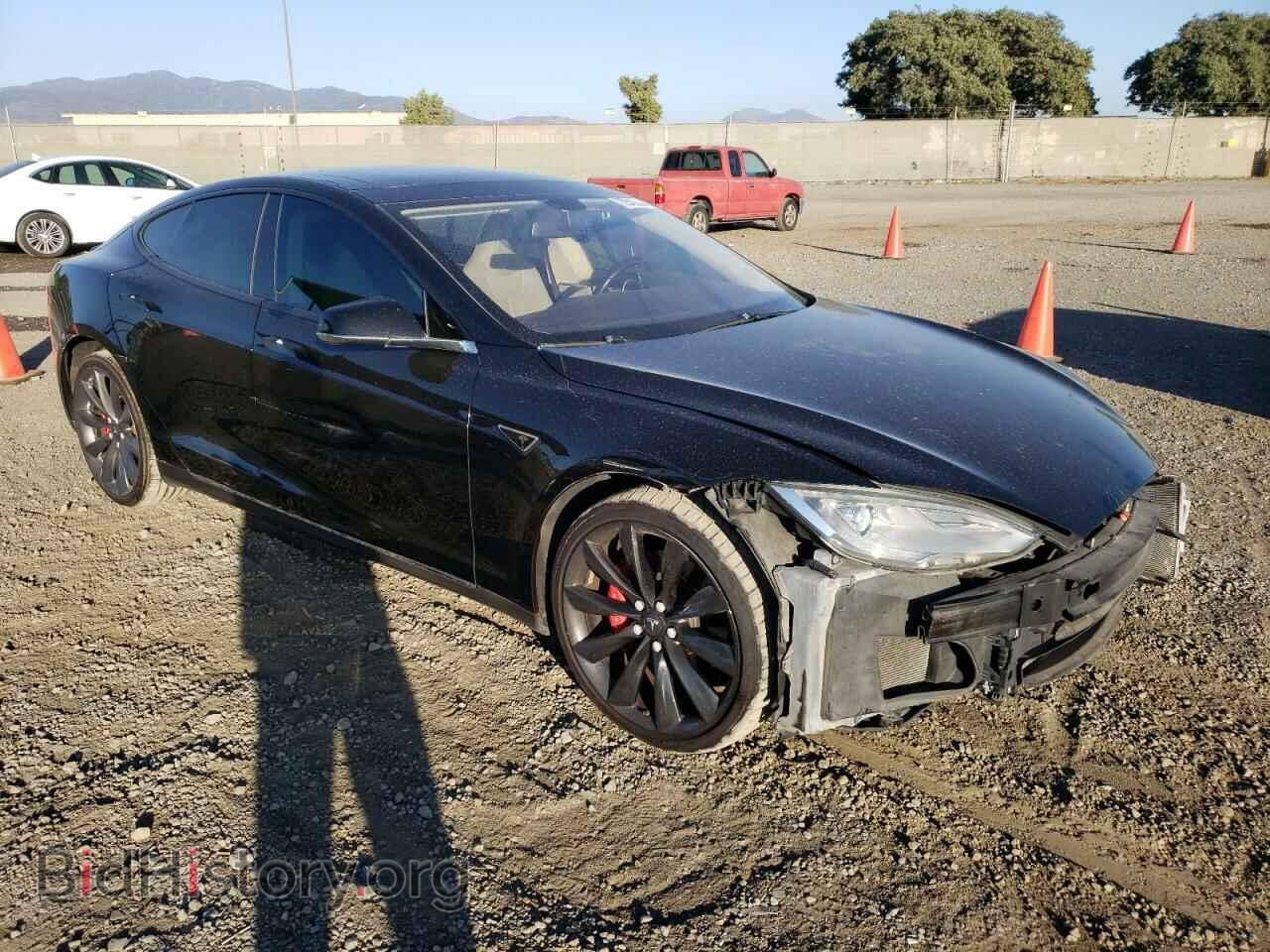 2014 TESLA MODEL S - VIN: 5YJSA1H18EFP37562 - Photo 4