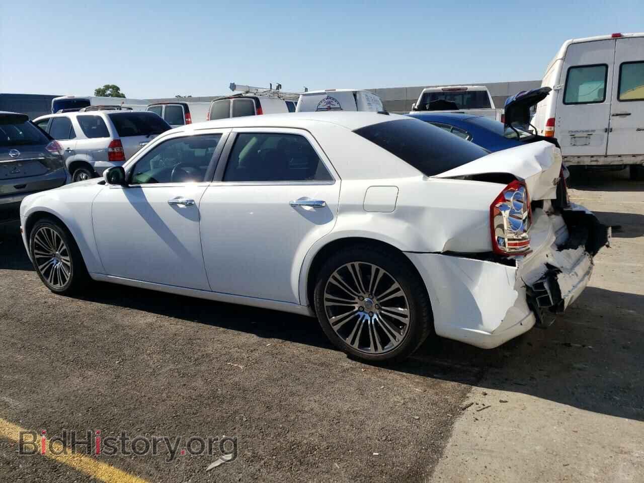 2010 CHRYSLER 300 - VIN: 2C3CA9CTXAH255762 - Фото 2