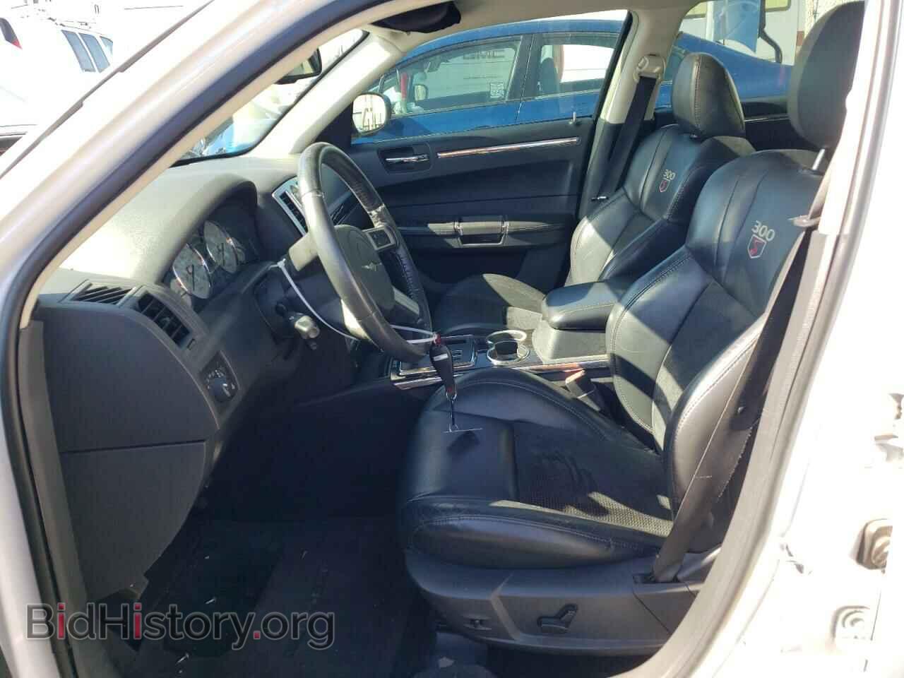 2010 CHRYSLER 300 - VIN: 2C3CA9CTXAH255762 - Фото 7