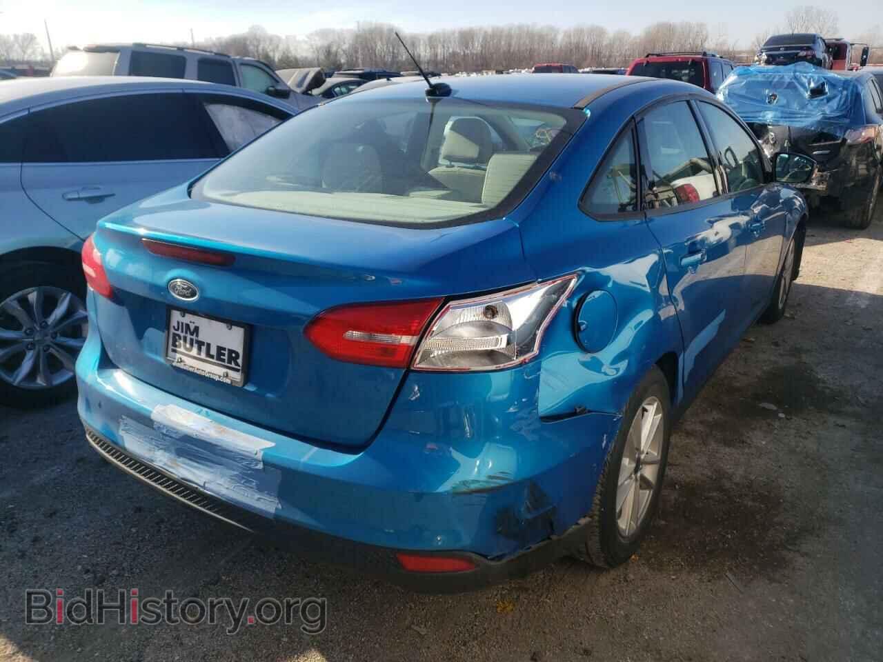 2017 FORD FOCUS - VIN: 1FADP3F2XHL251731 - Фото 4