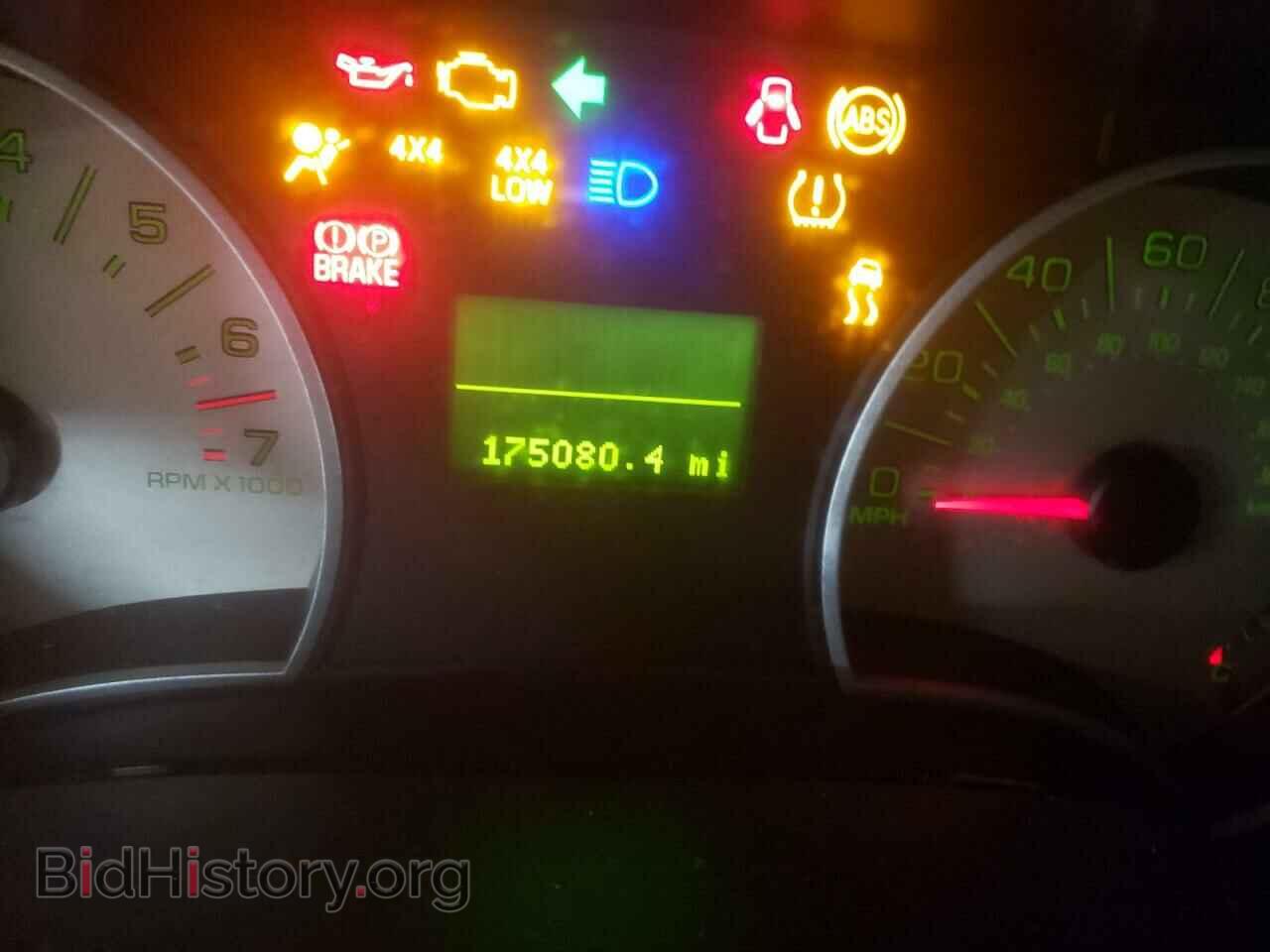2006 FORD EXPLORER - VIN: 1FMEU74E06UB52902 - Photo 9