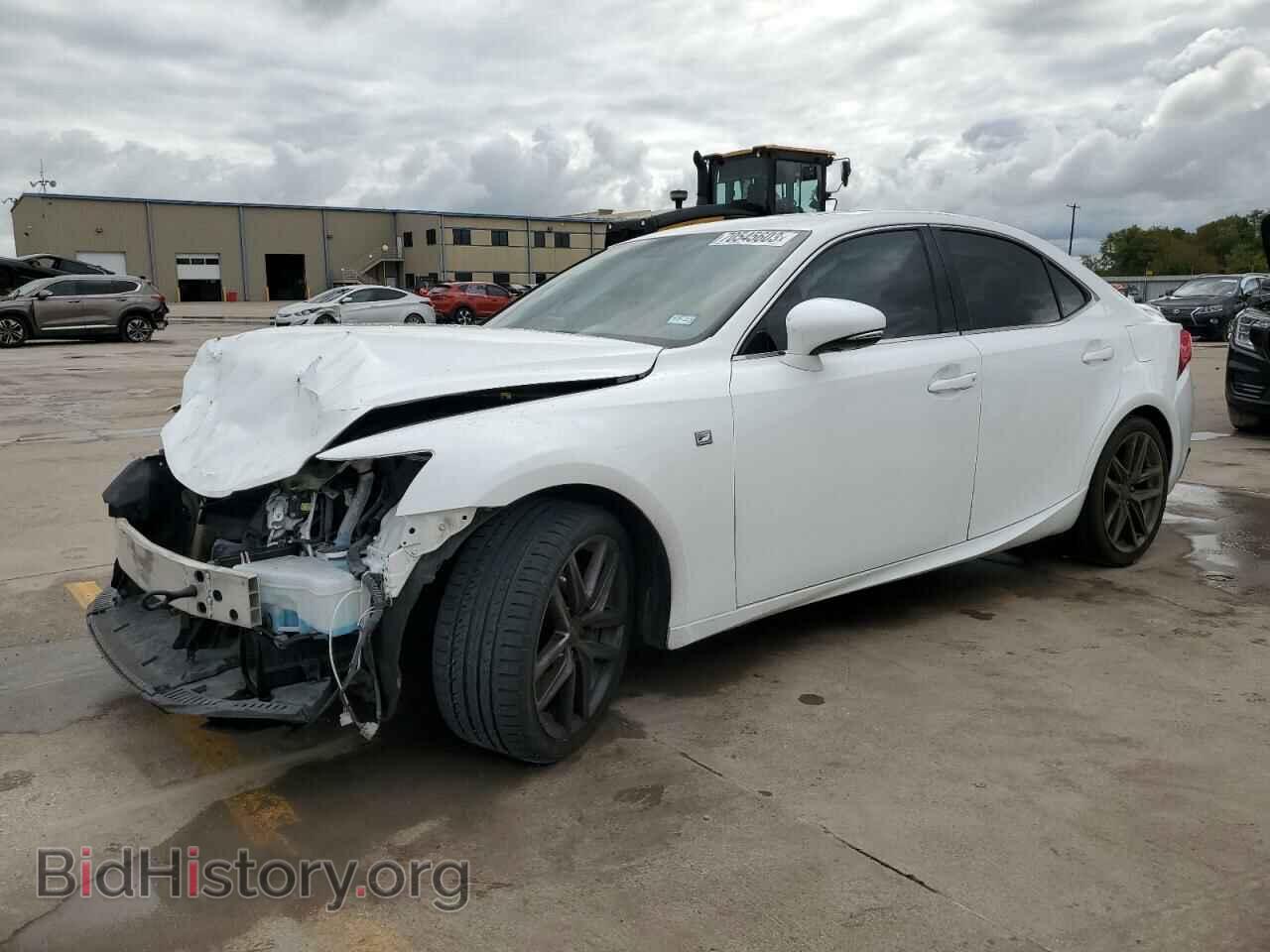 Фотография JTHBE1D25G5025645 - LEXUS IS 2016