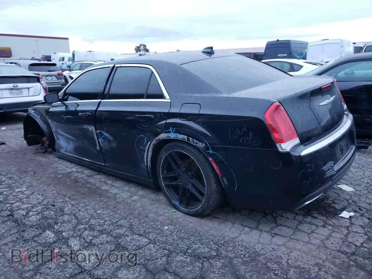 2016 CHRYSLER 300 - VIN: 2C3CCAAG8GH208238 - Фото 2
