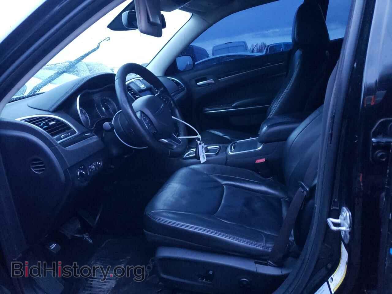 2016 CHRYSLER 300 - VIN: 2C3CCAAG8GH208238 - Фото 7