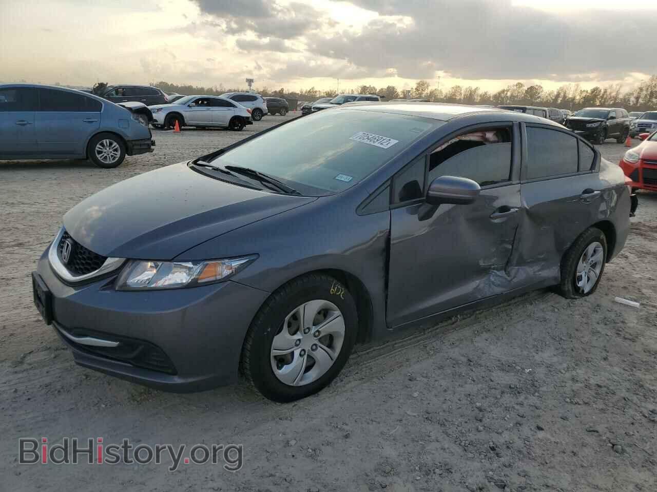 Фотография 19XFB2F57FE081002 - HONDA CIVIC 2015