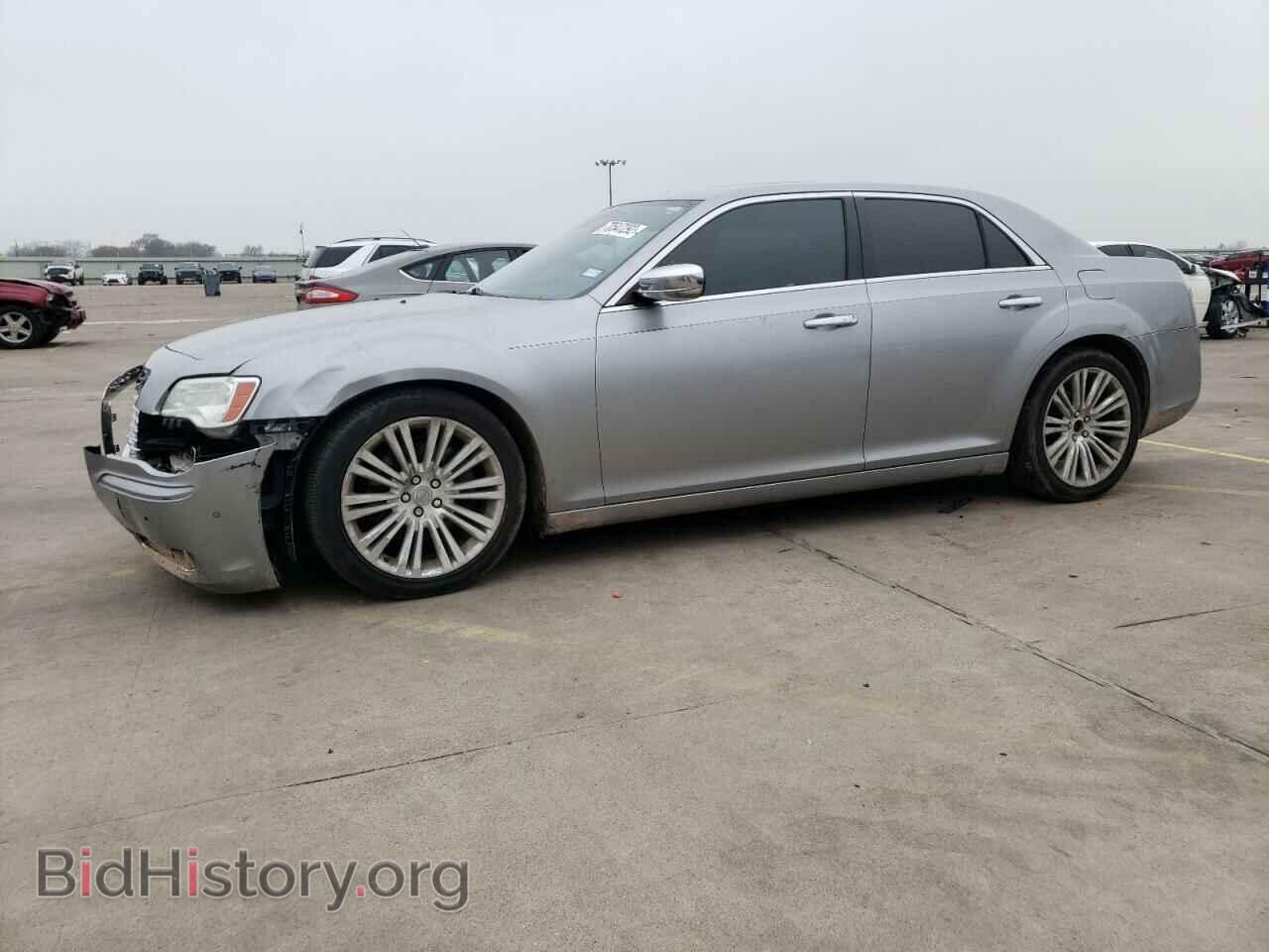 Photo 2C3CA6CT1BH531262 - CHRYSLER 300 2011