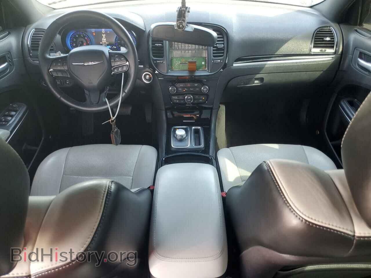 2017 CHRYSLER 300 - VIN: 2C3CCABTXHH500261 - Фото 8