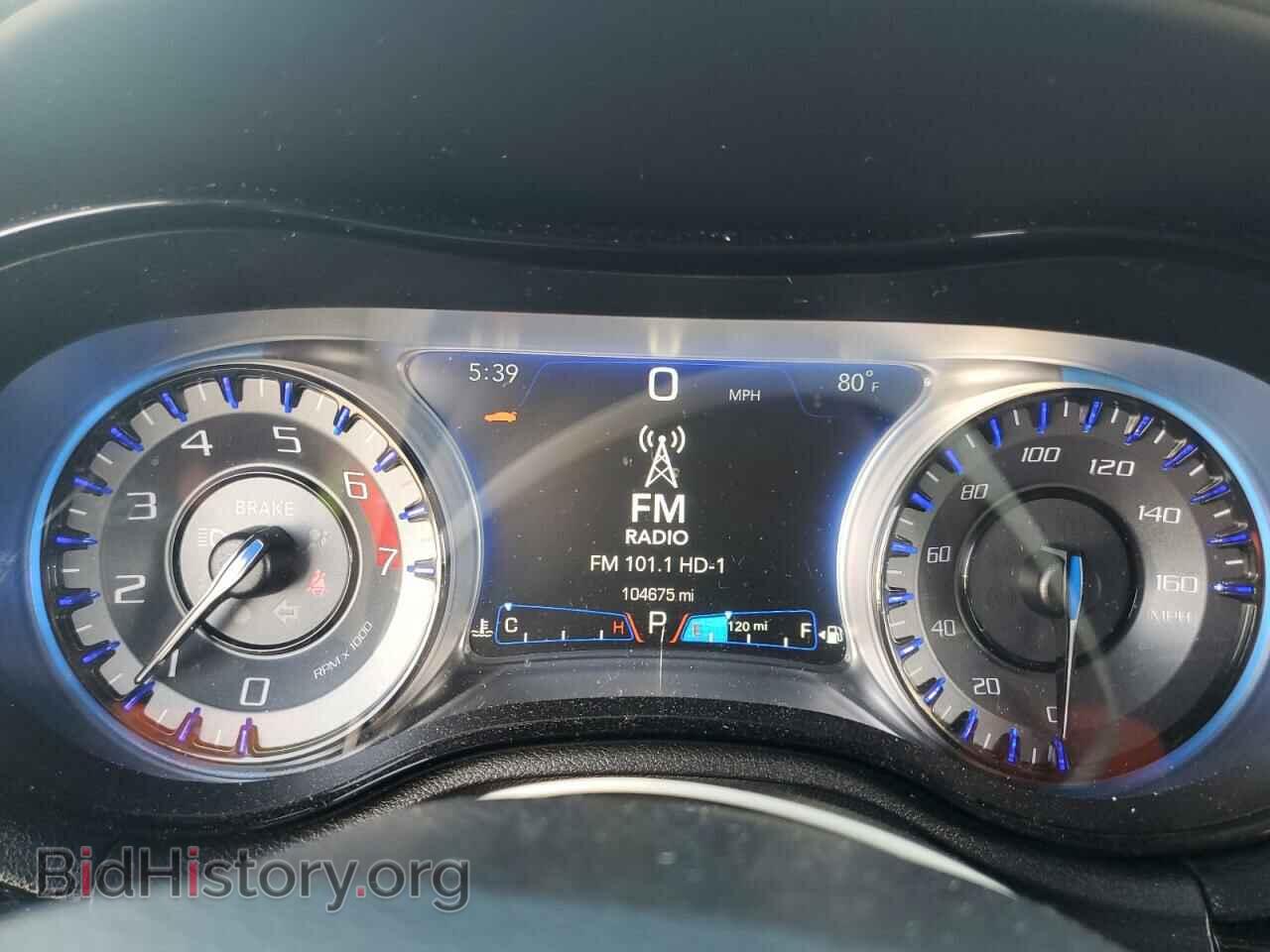 2017 CHRYSLER 300 - VIN: 2C3CCABTXHH500261 - Фото 9
