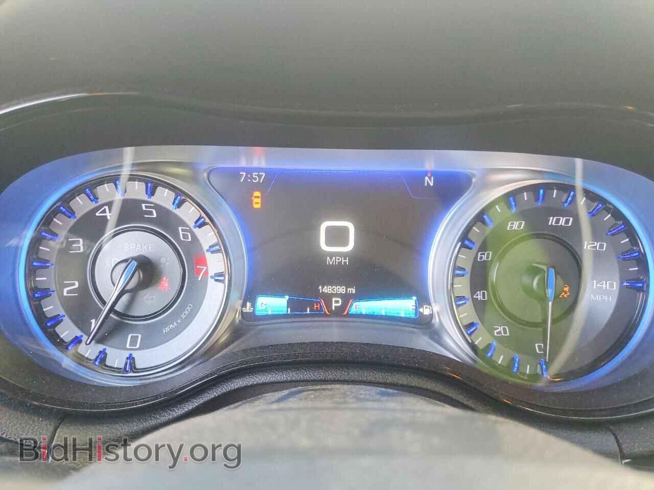 2017 CHRYSLER 300 - VIN: 2C3CCAGG9HH637591 - Photo 9