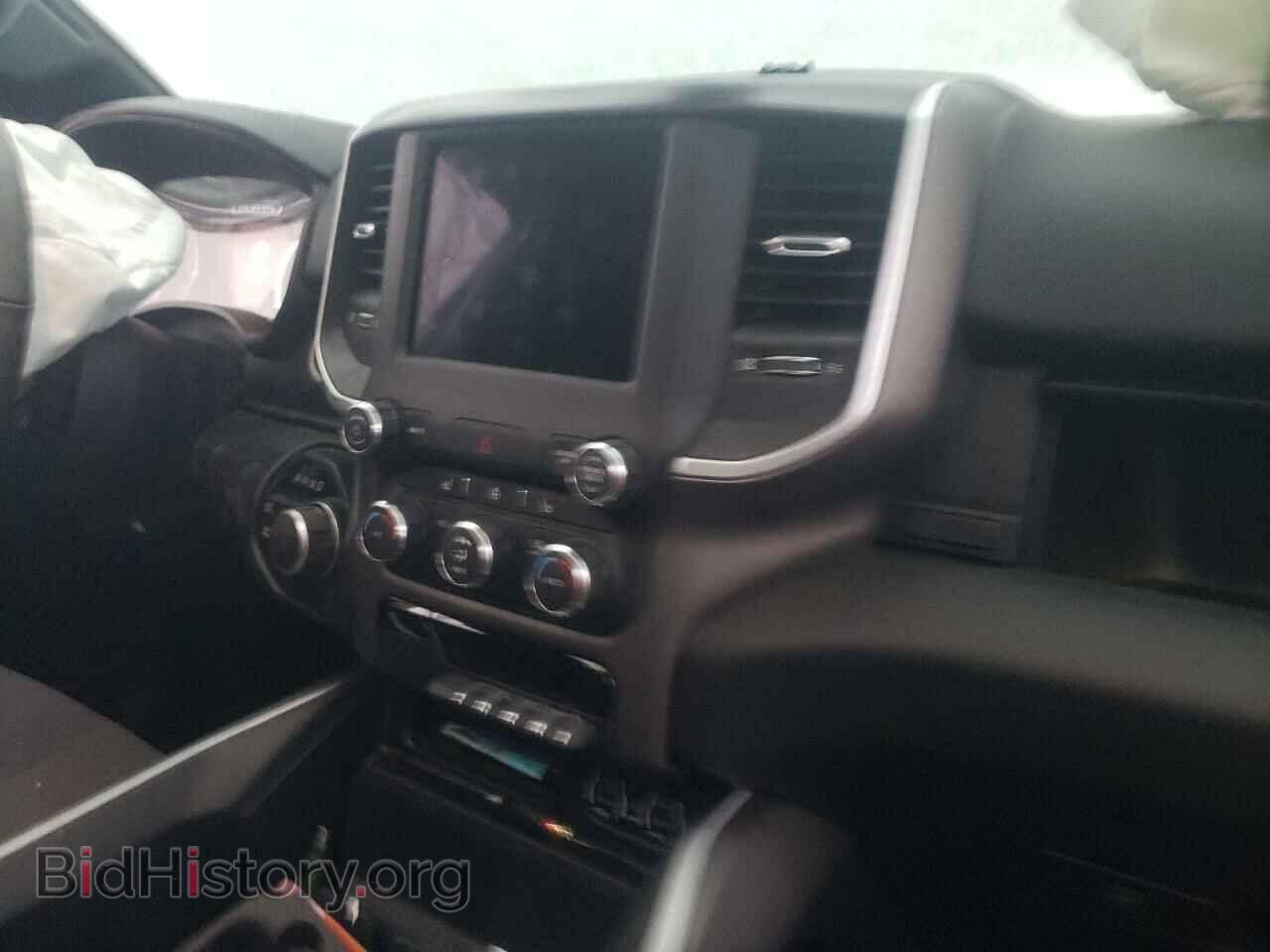 2020 RAM 1500 - VIN: 1C6SRFFT8LN220956 - Фото 9