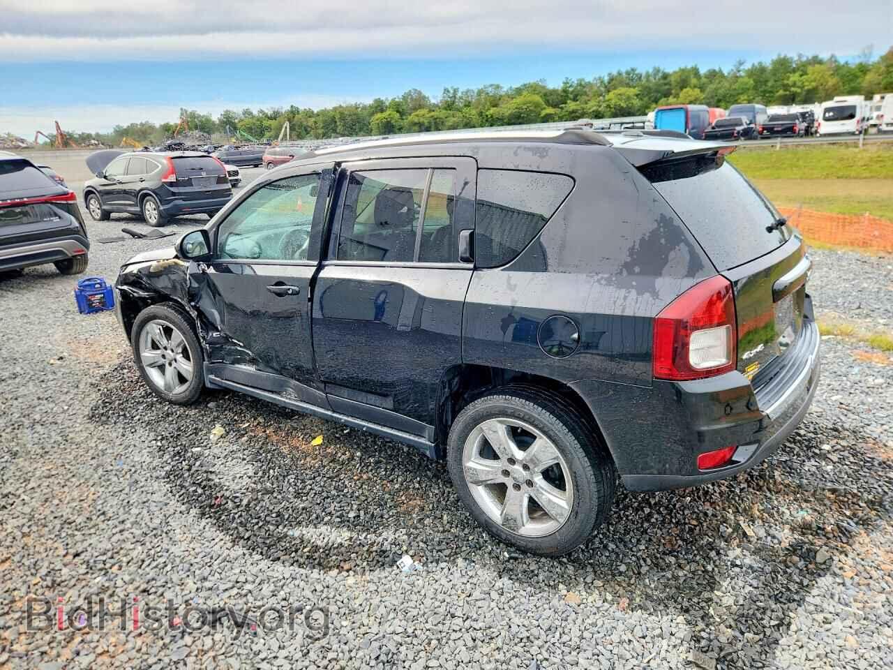 2015 Jeep COMPASS (VIN 1C4NJDEB0FD370869) — photo 2 of 15