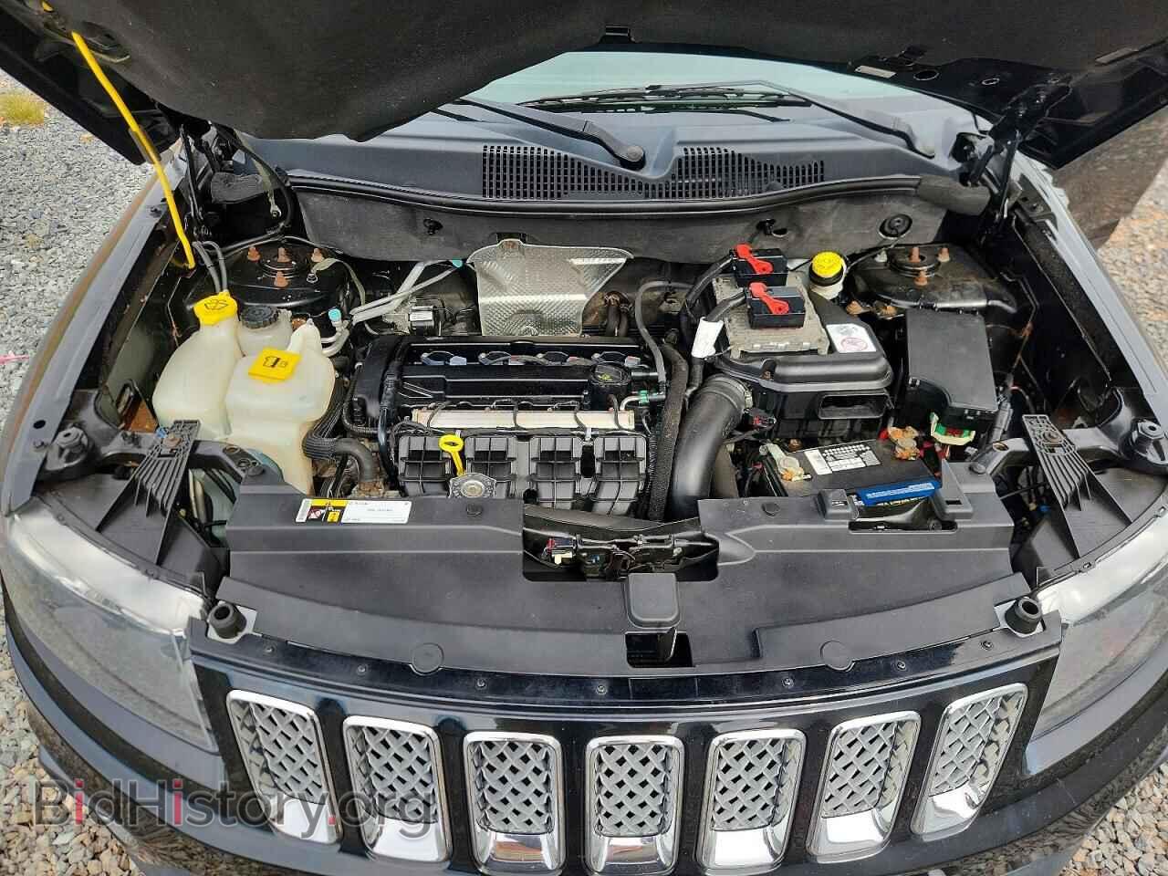 2015 Jeep COMPASS (VIN 1C4NJDEB0FD370869) — photo 12 of 15