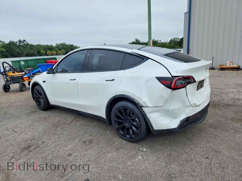 2022 Tesla MODEL Y (VIN 7SAYGDEE3NA020164) — photo 2 of 14