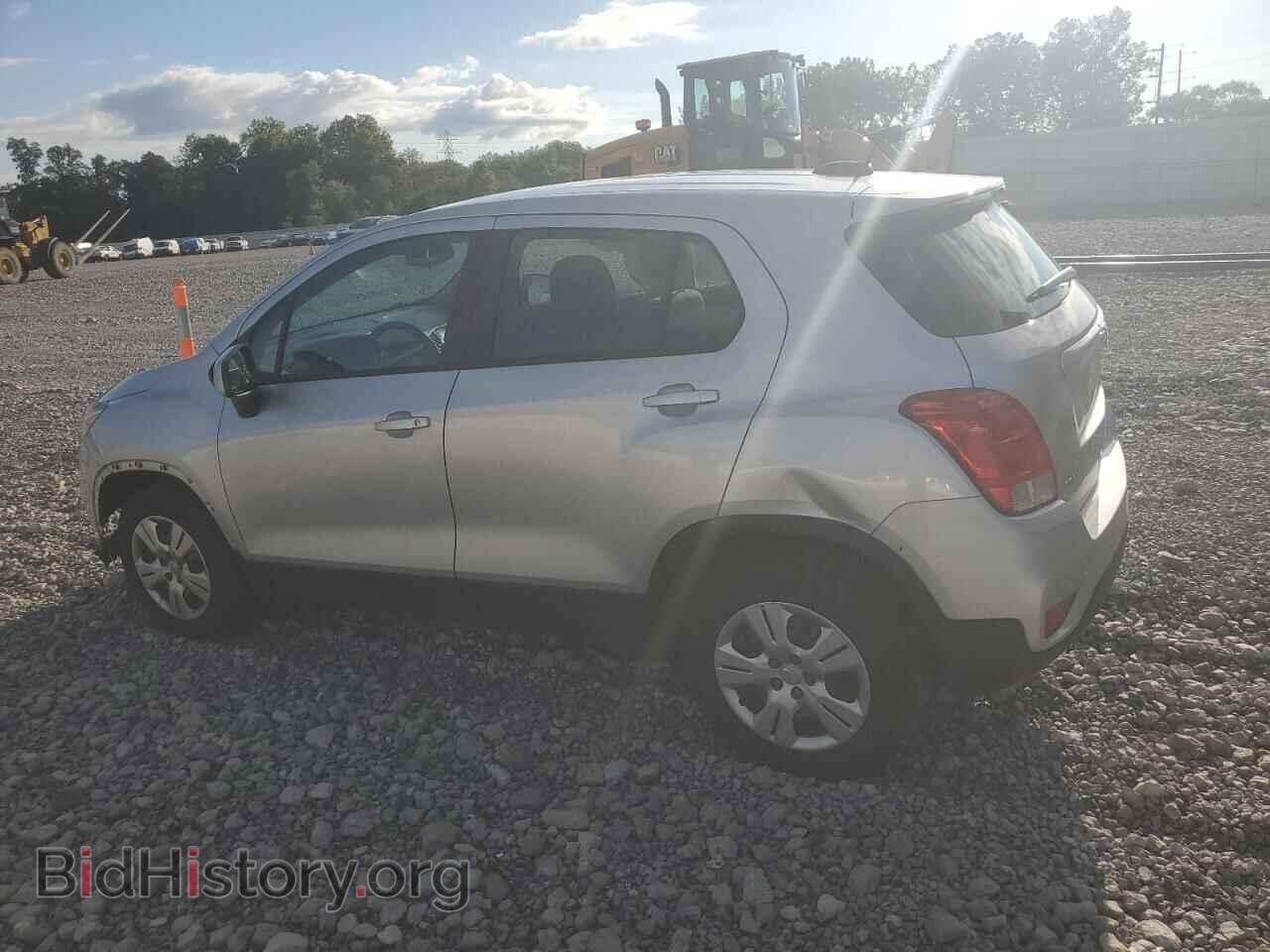 2017 CHEVROLET TRAX - VIN: KL7CJKSB3HB094814 - Фото 2