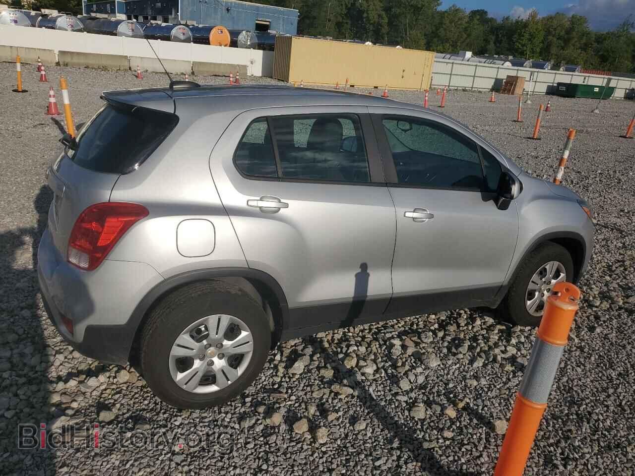 2017 CHEVROLET TRAX - VIN: KL7CJKSB3HB094814 - Фото 3
