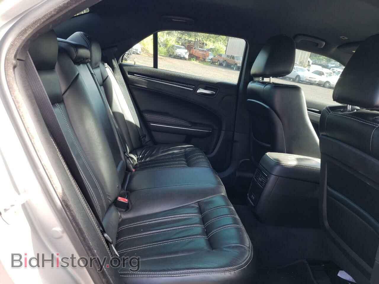 2017 CHRYSLER 300 - VIN: 2C3CCABG7HH593744 - Фото 10