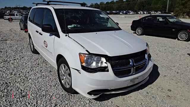 2020 DODGE CARAVAN - VIN: 2C4RDGBG5LR240184 - Photo 14