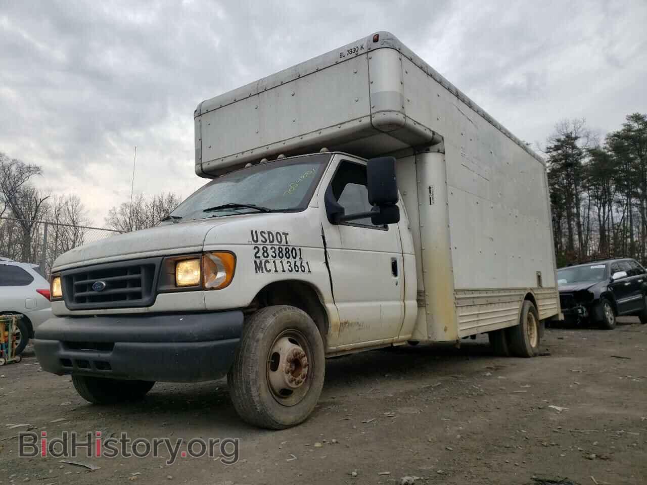 2006 FORD ECONOLINE - VIN: 1FDXE45S86DA09253 - Фото 2