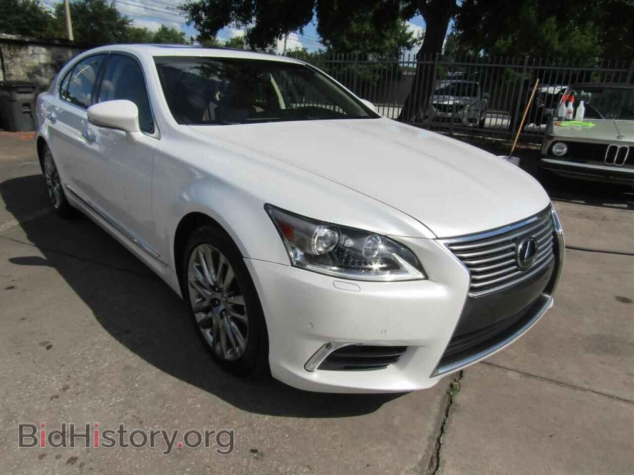 2017 LEXUS LS460 - VIN: JTHBL5EFXH51449XX - Photo 4