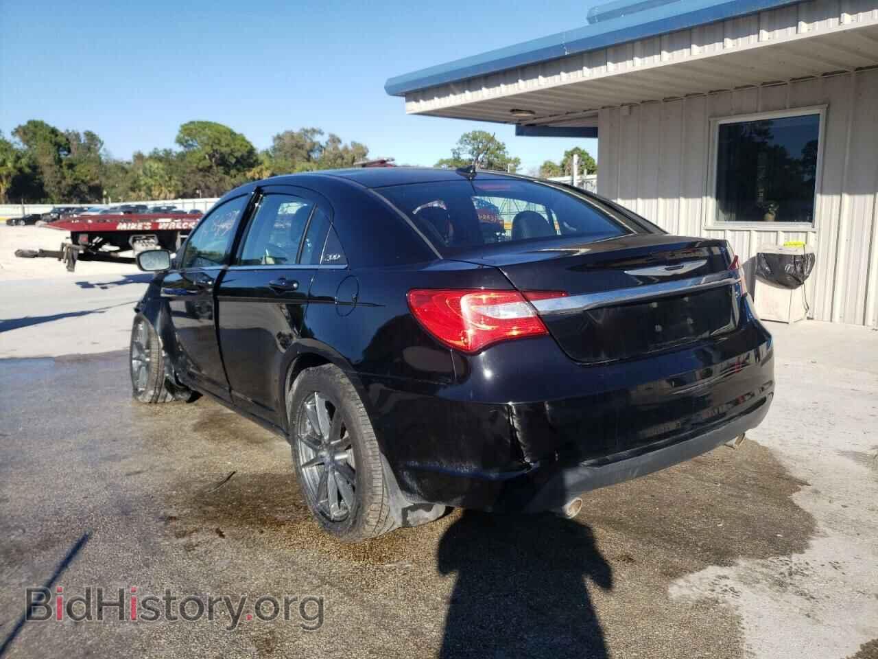 2012 CHRYSLER 200 - VIN: 1C3CCBHG9CN211176 - Фото 3
