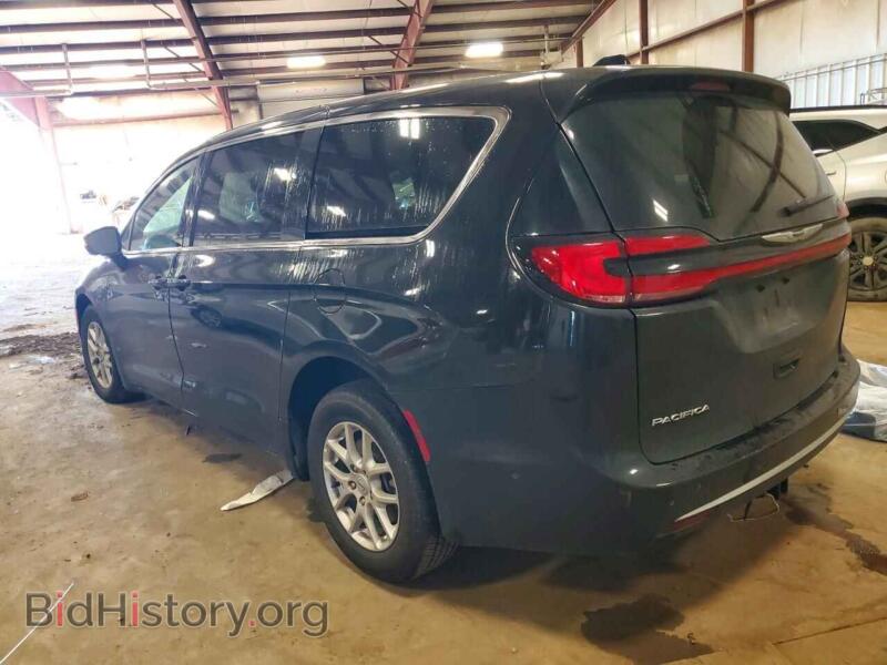 2025 Chrysler PACIFICA (VIN 2C4RC1BG3SR558366) — photo 2 of 15