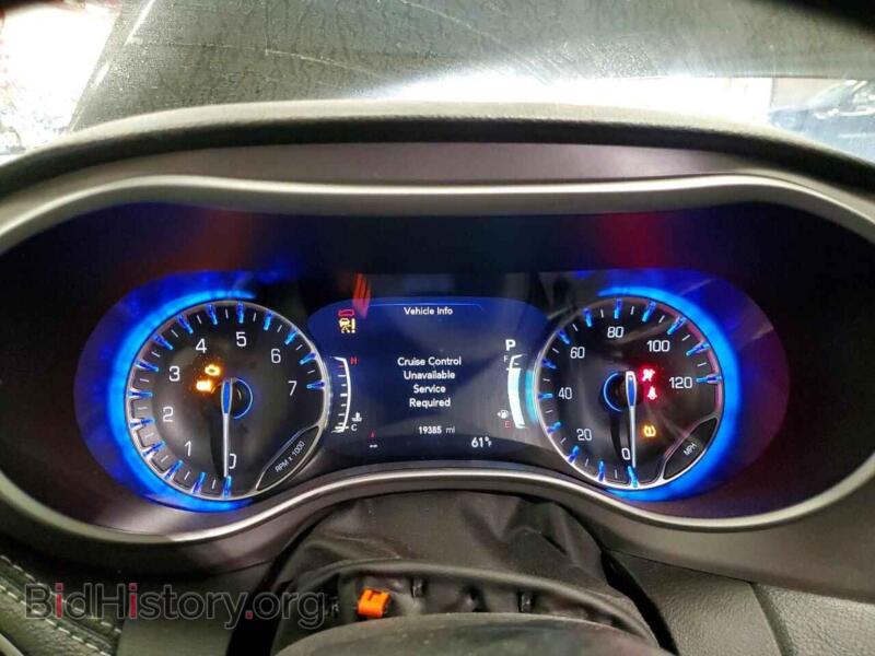 2025 Chrysler PACIFICA (VIN 2C4RC1BG3SR558366) — photo 9 of 15