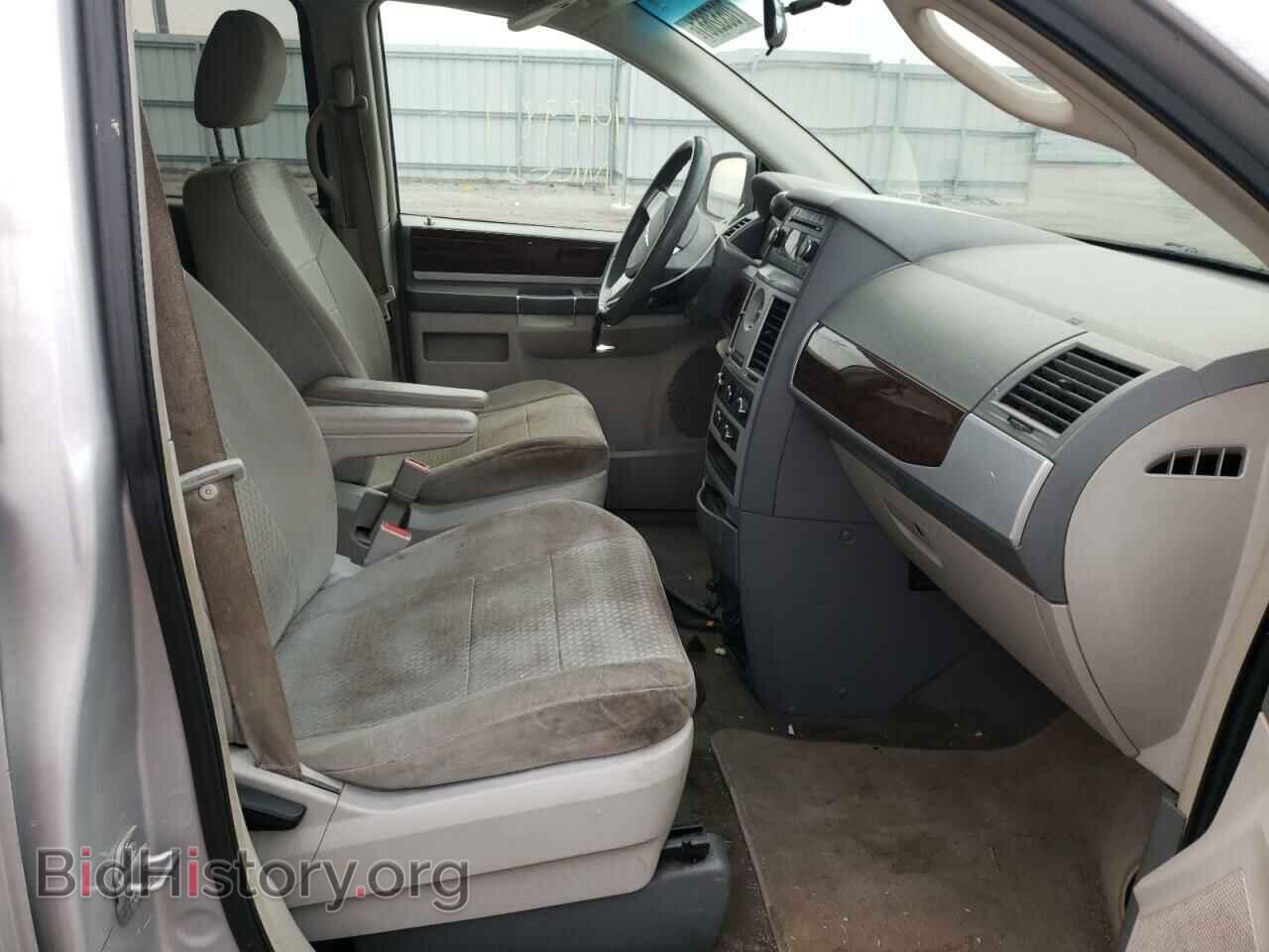 2009 CHRYSLER MINIVAN - VIN: 2A8HR54159R638832 - Фото 5