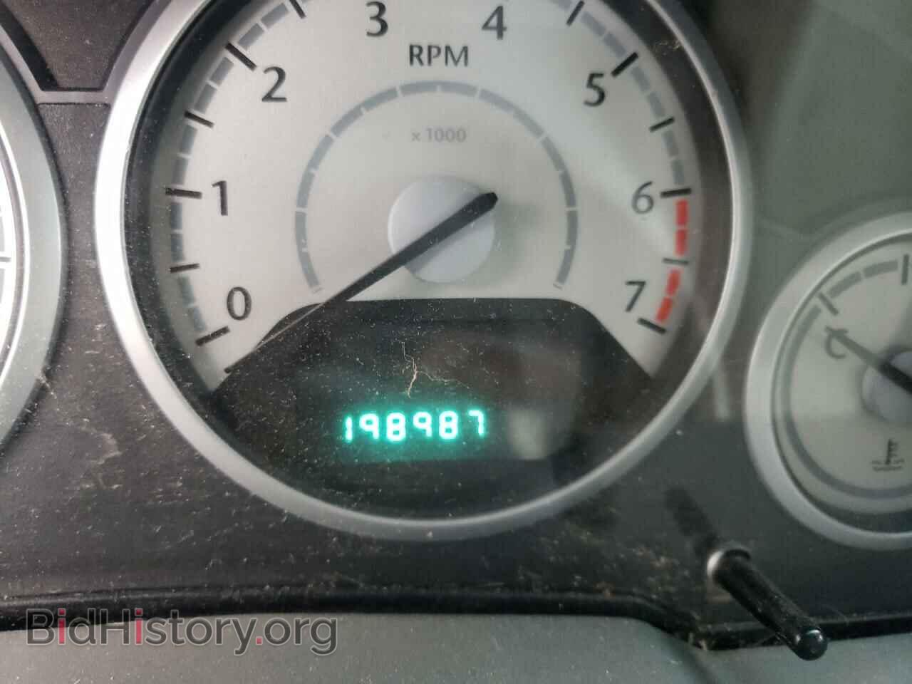 2009 CHRYSLER MINIVAN - VIN: 2A8HR54159R638832 - Фото 8