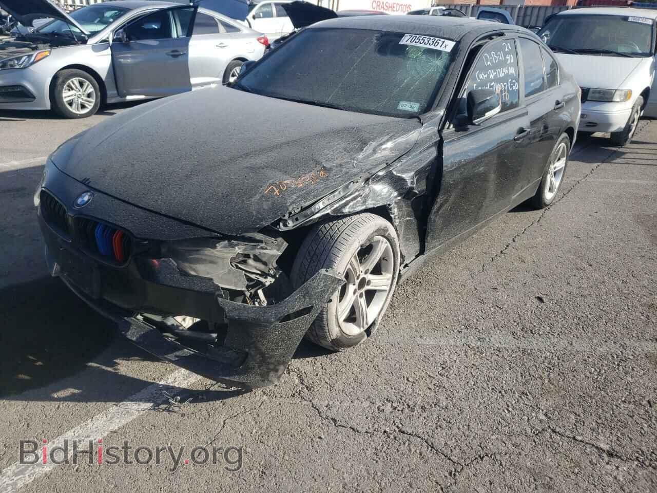 2013 BMW 3 SERIES - VIN: WBA3B1C57DK129137 - Фото 2