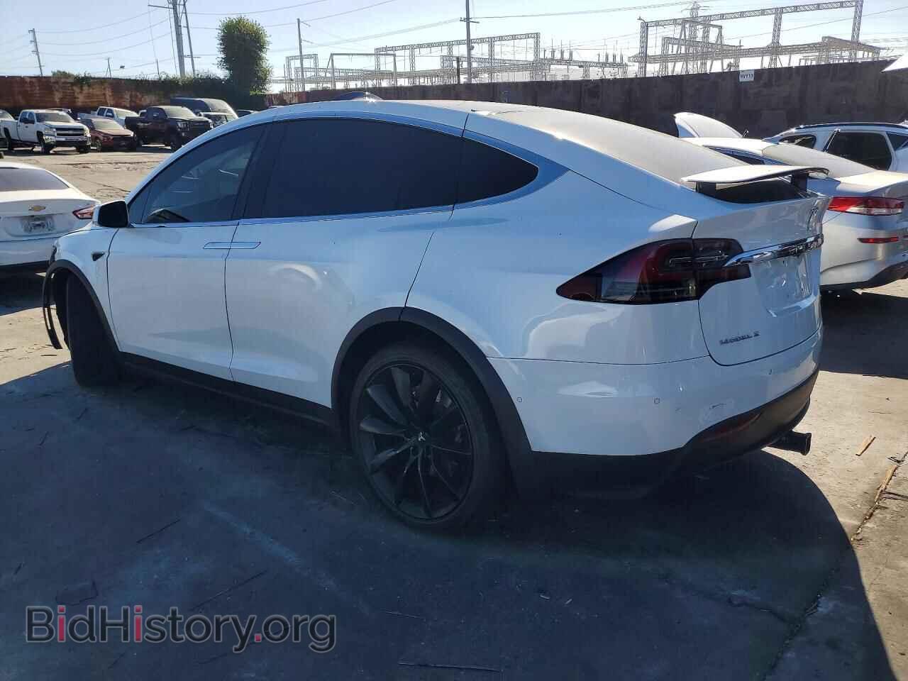 2017 TESLA MODEL X - VIN: 5YJXCBE21HF044050 - Photo 2
