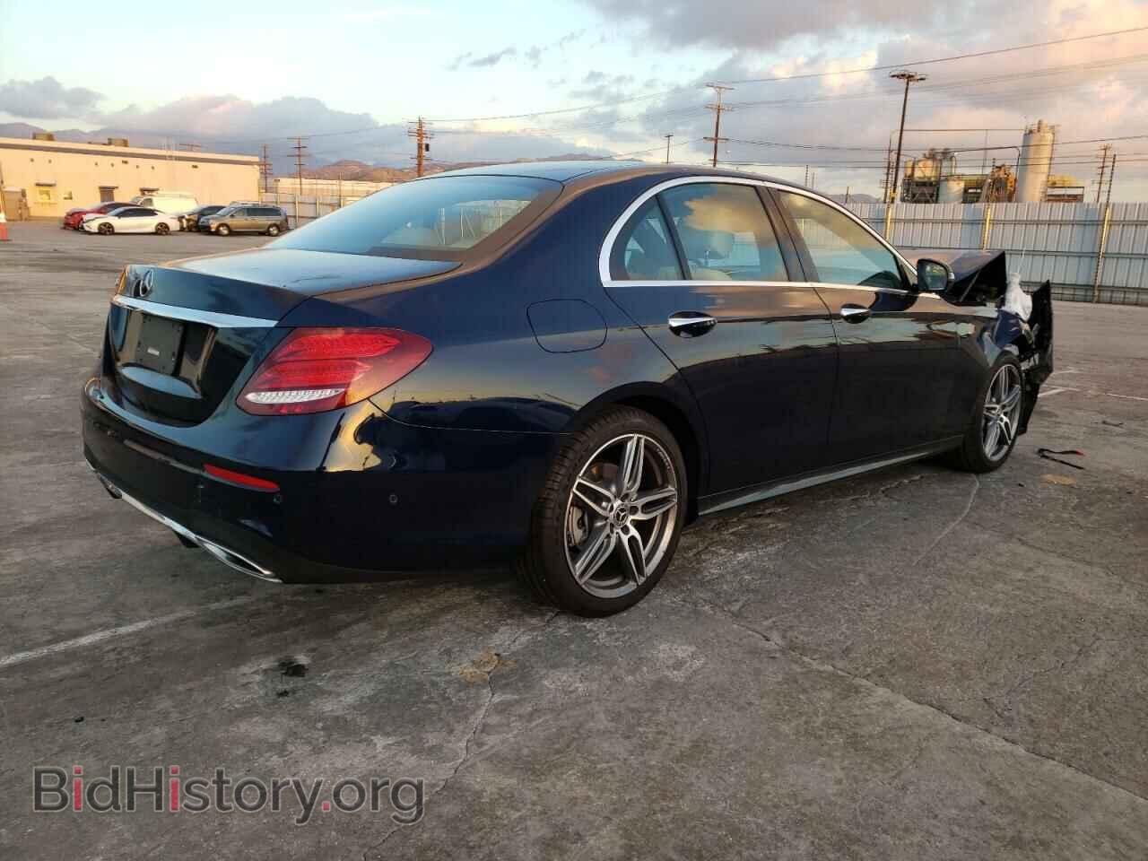 2019 MERCEDES-BENZ E-CLASS - VIN: WDDZF4JB2KA660587 - Фото 3