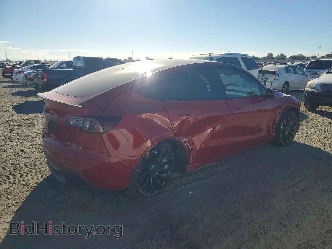 2022 TESLA MODEL Y - VIN: 7SAYGDEF6NF352403 - Фото 3