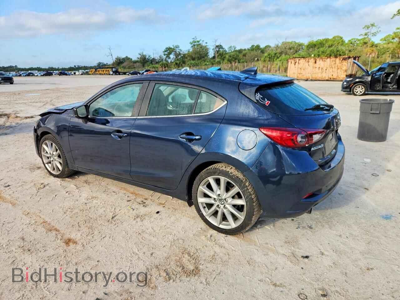 2017 MAZDA 3 - VIN: 3MZBN1M32HM131425 - Фото 2