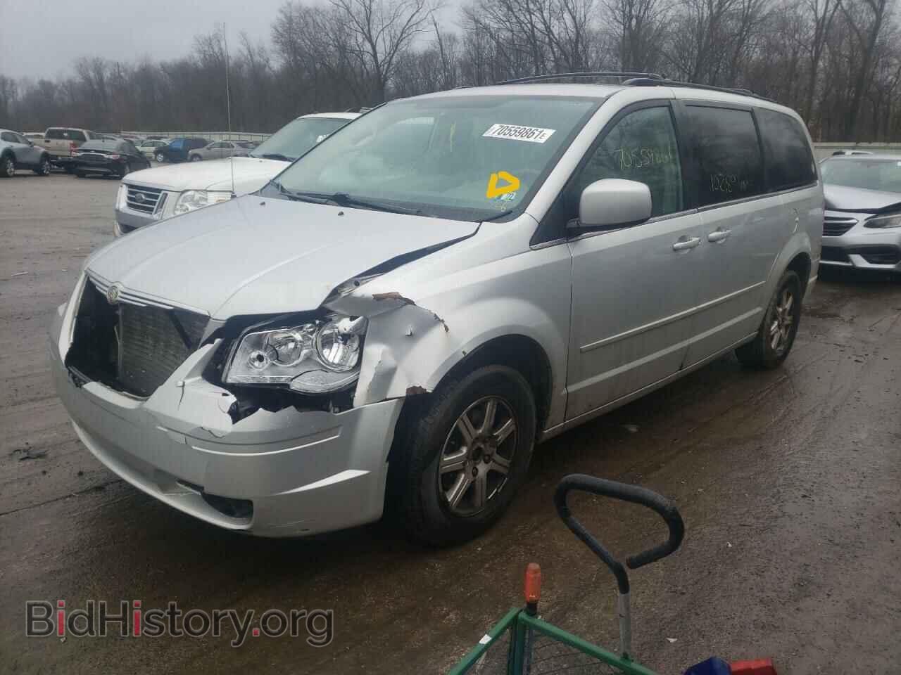 2008 CHRYSLER MINIVAN - VIN: 2A8HR54P08R820392 - Фото 2