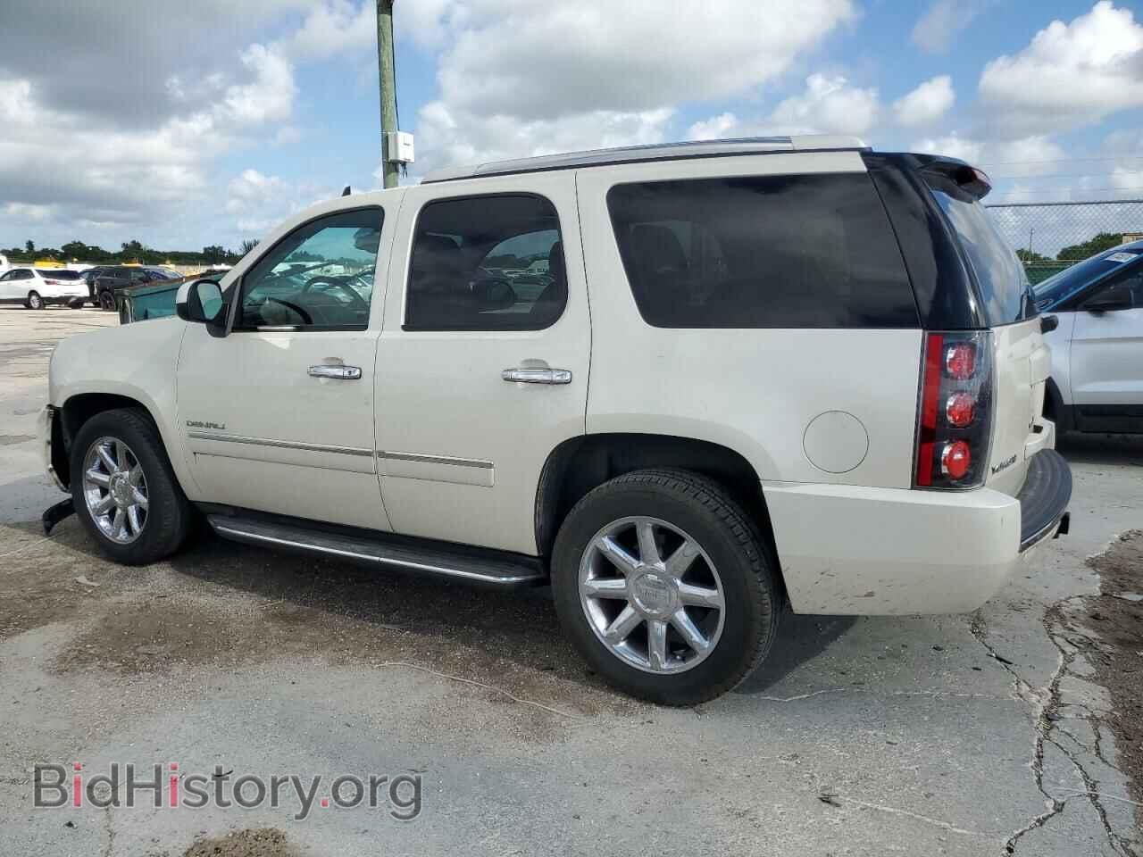 2013 GMC YUKON - VIN: 1GKS1EEF0DR301812 - Фото 2