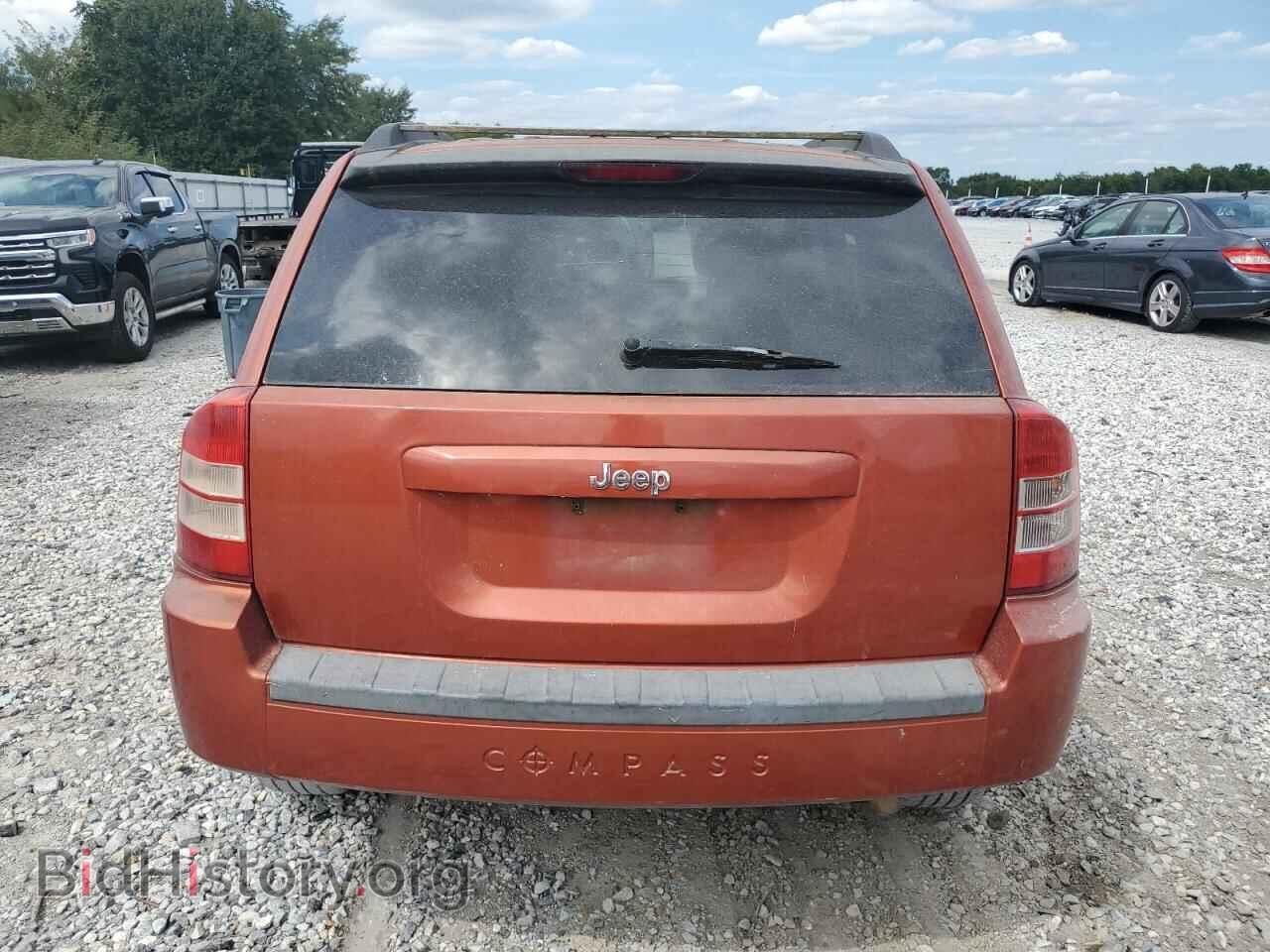 2010 JEEP COMPASS - VIN: 1J4NT4FB7AD601911 - Photo 6