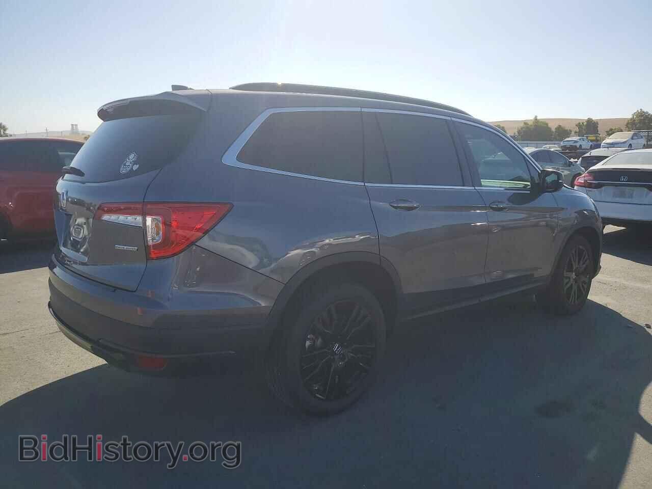 2021 Honda PILOT (VIN 5FNYF5H22MB018284) — фото 3 из 13