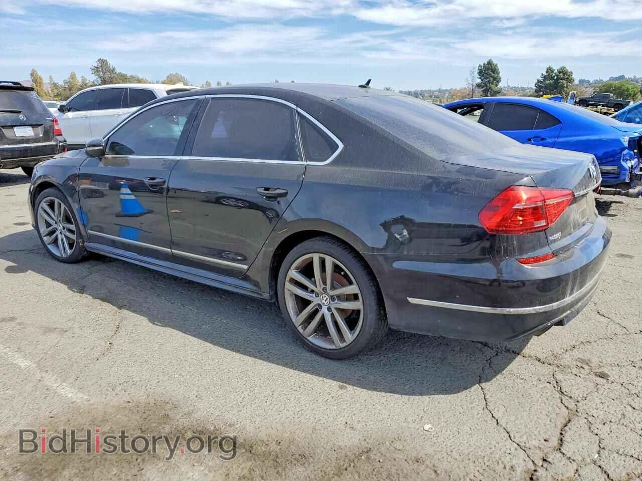 2016 VOLKSWAGEN PASSAT - VIN: 1VWAT7A30GC044292 - Фото 2