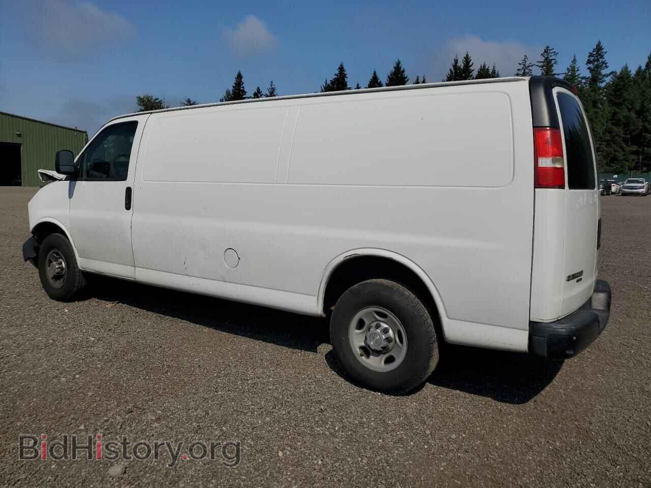 2014 CHEVROLET EXPRESS - VIN: 1GCWGGCA2E1114957 - Фото 2
