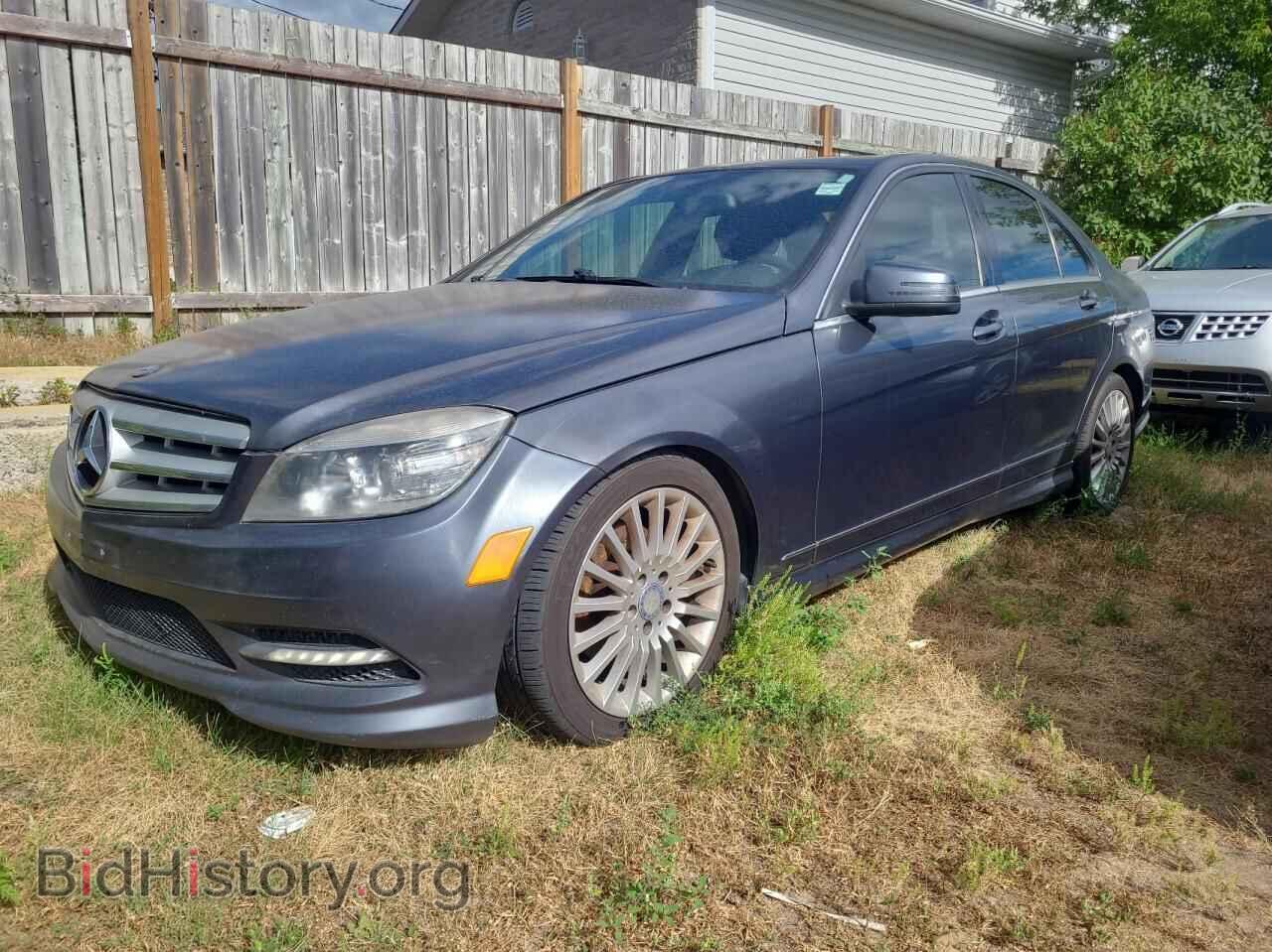 2011 MERCEDES-BENZ C-CLASS - VIN: WDDGF8FB3BF552389 - Фото 2