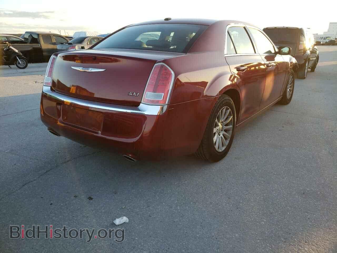 2014 CHRYSLER 300 - VIN: 2C3CCAAG5EH252808 - Фото 4