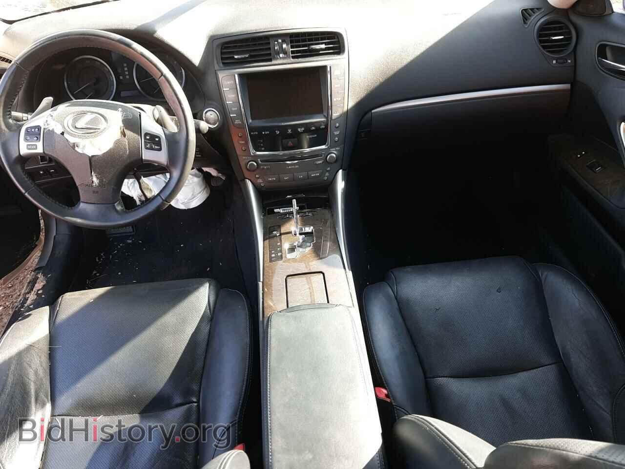 2011 LEXUS IS - VIN: JTHBF5C26B5134842 - Photo 8