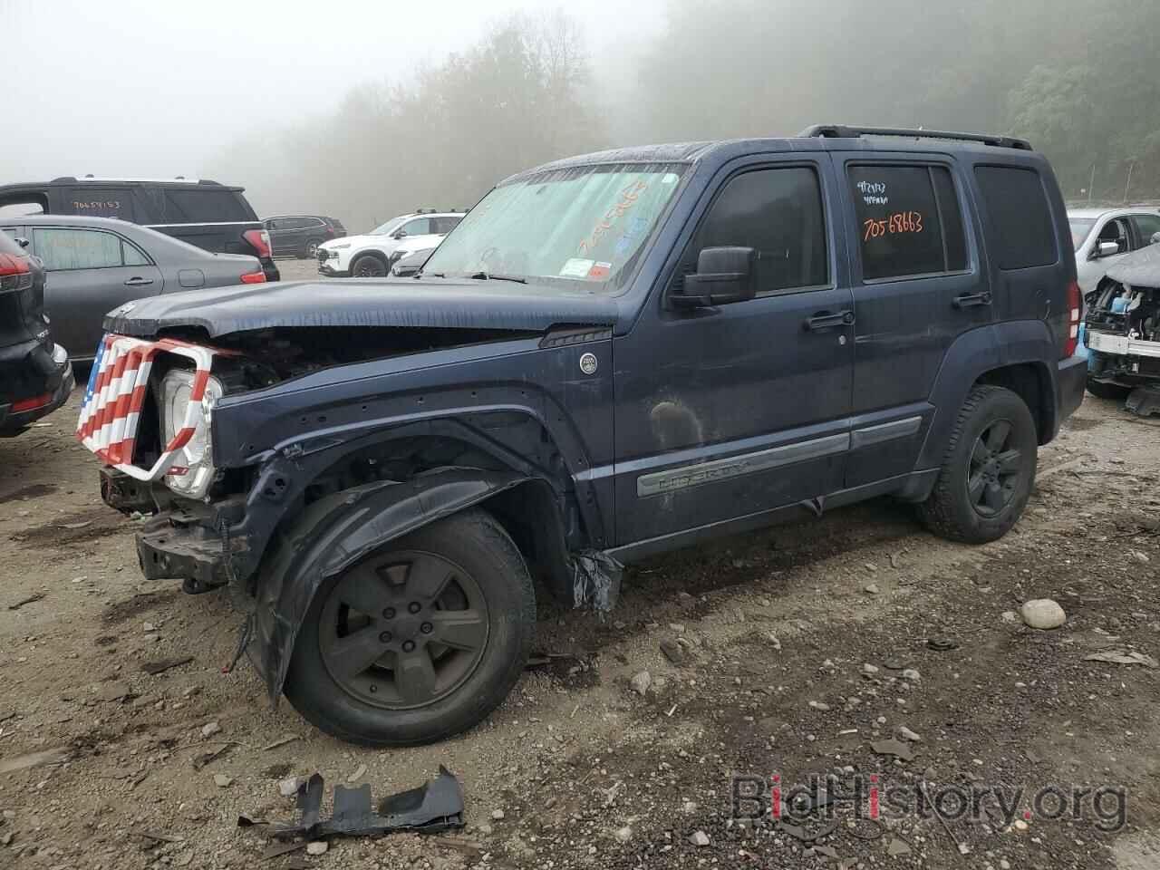 Photo 1J8GN28K38W278099 - JEEP LIBERTY 2008