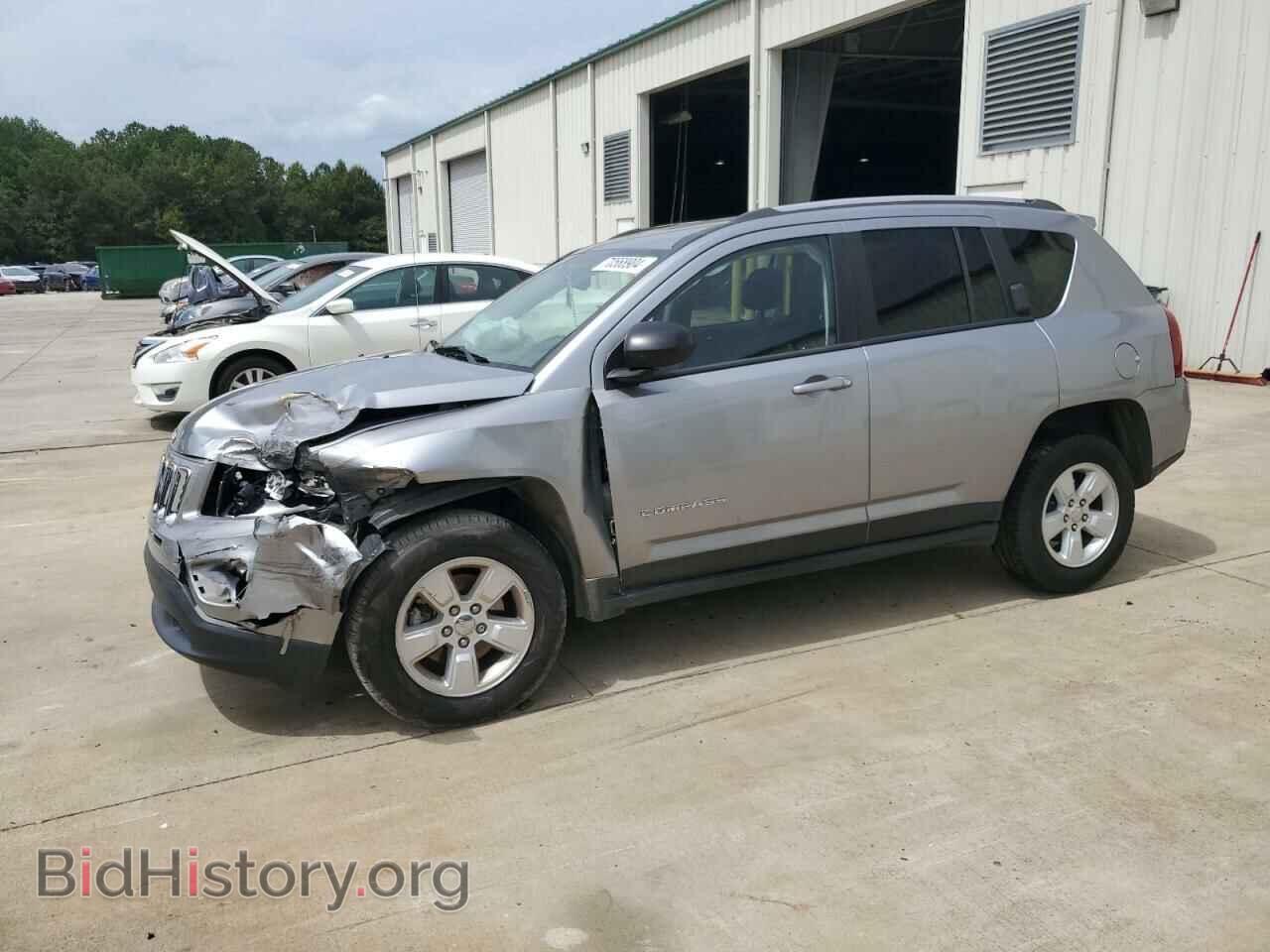 Photo 1C4NJCBA4HD185927 - JEEP COMPASS 2017