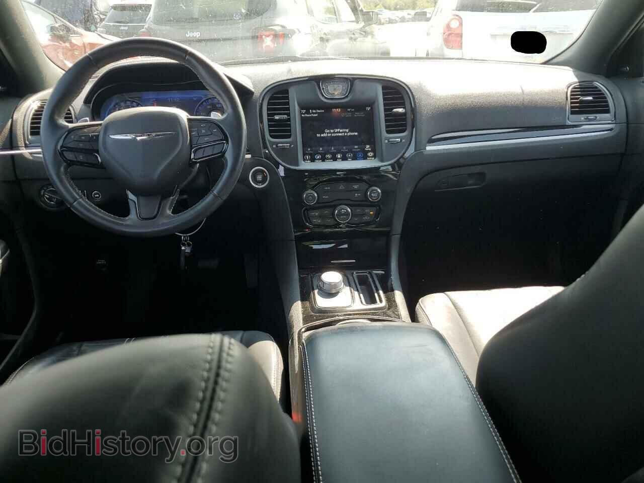2019 CHRYSLER 300 - VIN: 2C3CCABG5KH682896 - Фото 8