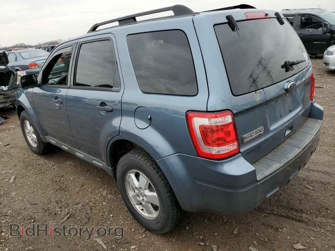 2011 FORD ESCAPE - VIN: 1FMCU0D75BKA53563 - Фото 2
