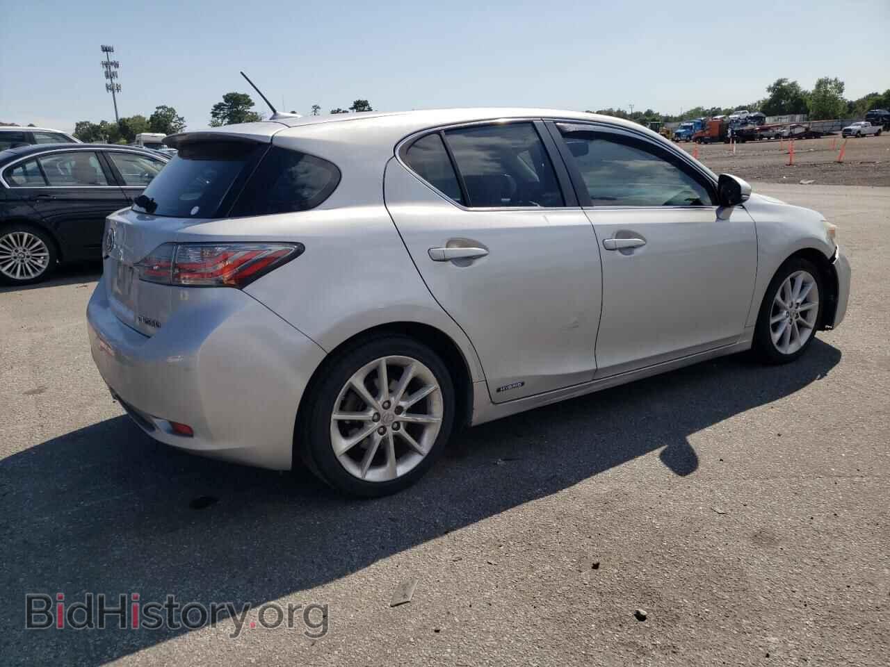 2011 LEXUS CT 200 - VIN: JTHKD5BH8B2003456 - Photo 3