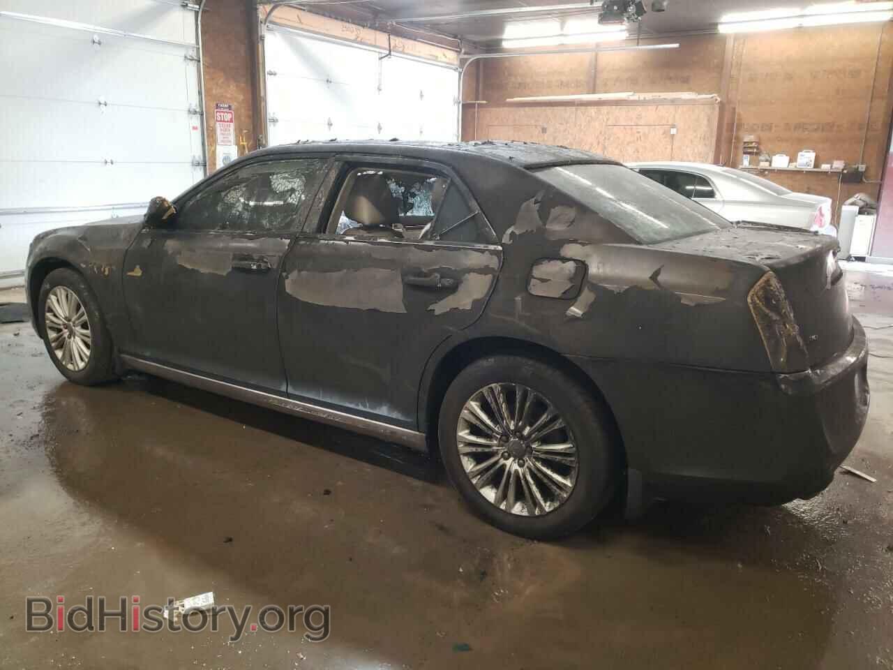 2011 CHRYSLER 300 - VIN: 2C3CK6CT0BH559969 - Фото 2